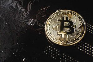 بیت کوین (Bitcoin) چیست؟ از مفاهیم پایه تا معامله بیت‌کوین