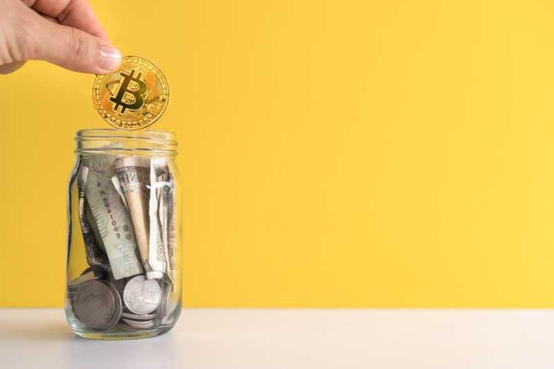 آیا سرمایهگذاری در ارز دیجیتال بیت کوین (Bitcoin) مناسب است؟